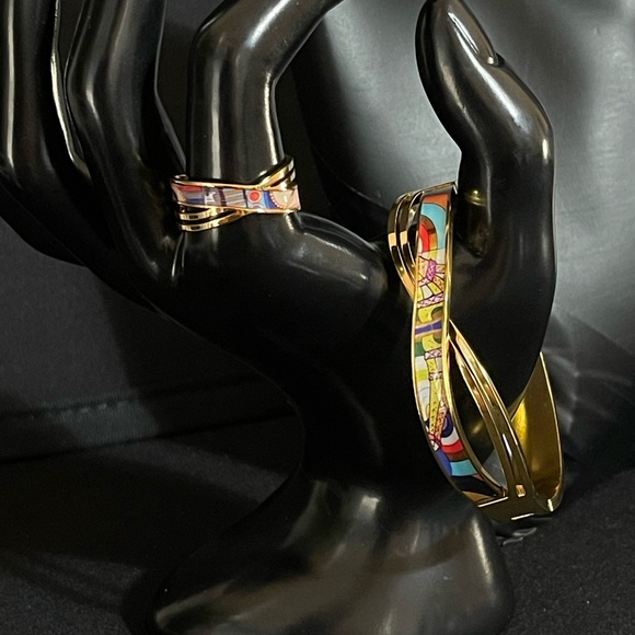 SARA - Stainless Steel Enamel Patterned Ring And Bracelet Set - Picture 6 of 7